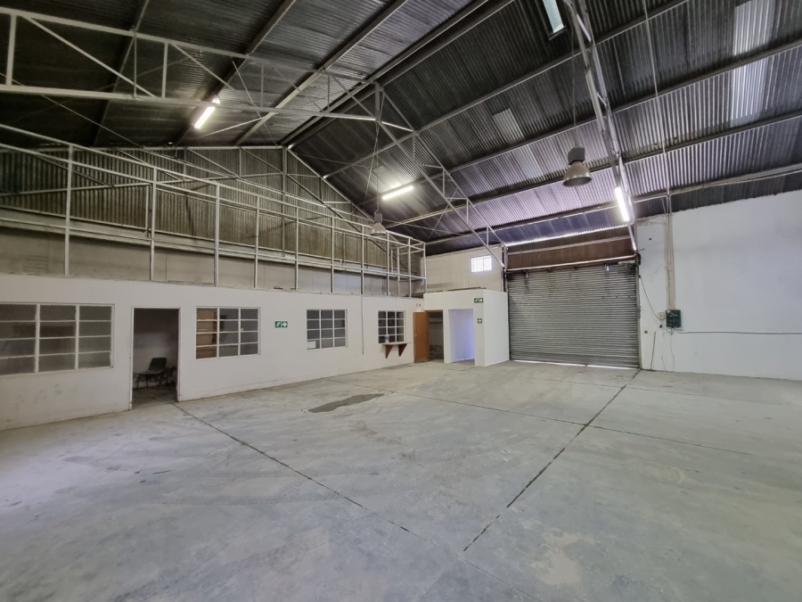 To Let commercial Property for Rent in Harrismith Free State